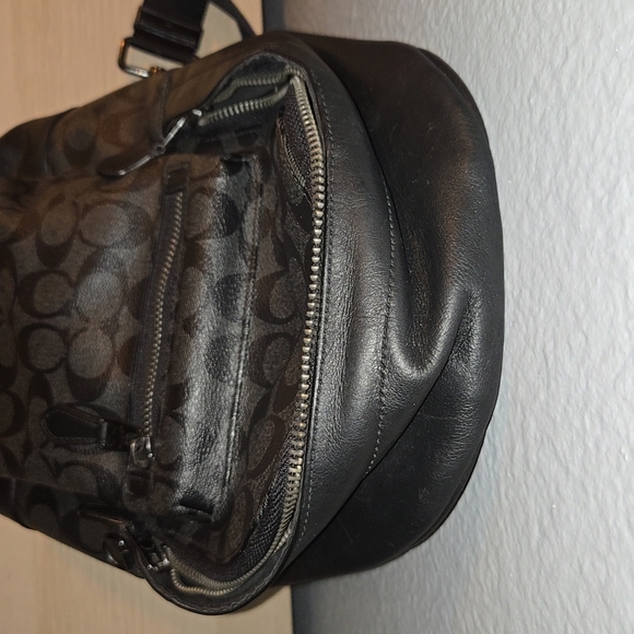 Coach Crossbody Bag - Picture 10 of 11